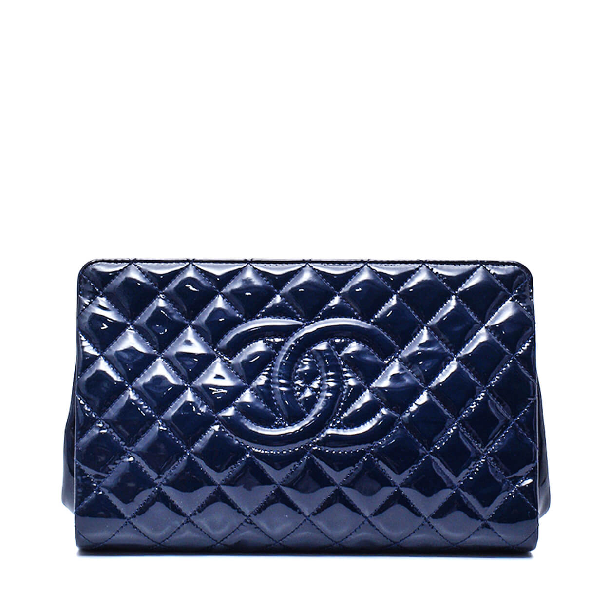 Chanel - Navy Blue Quilted Patent Leather CC Logo Clutch 